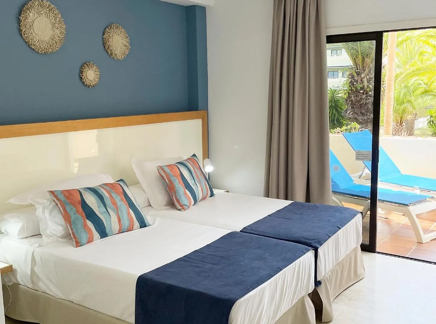 Апартаменты Apartamentos Bahia Playa Пуэрто-де-ла-Крус